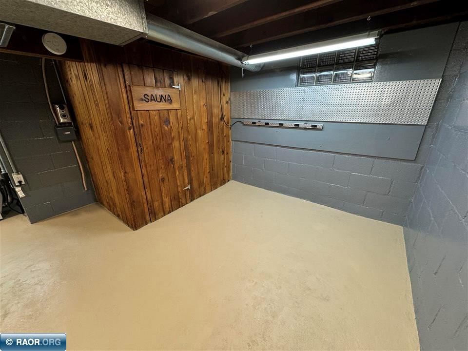 127 SW 9th St SW
