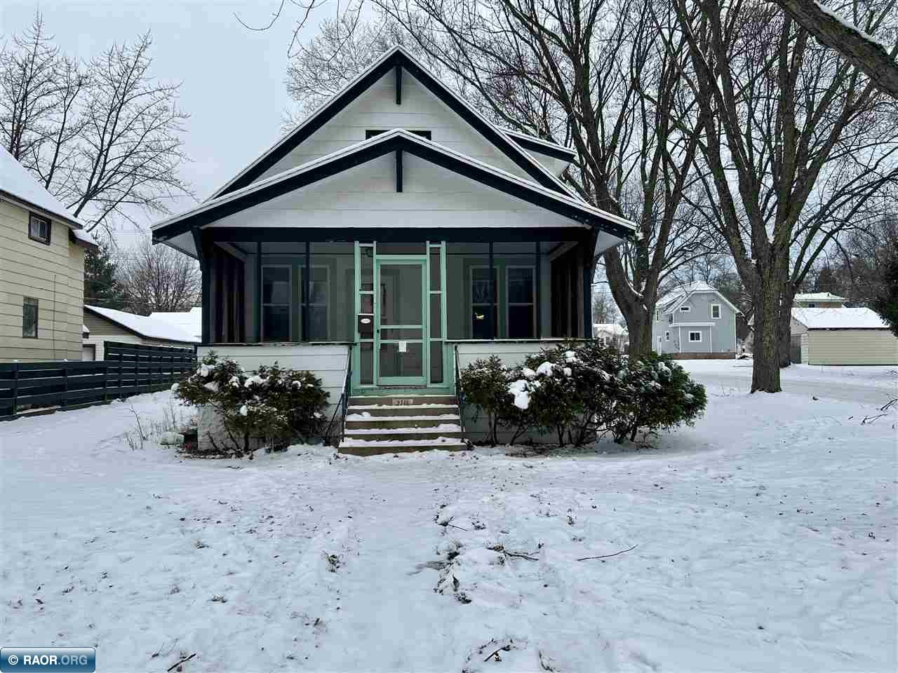 2701 6th Ave E, Hibbing, MN 55746 Listing Photo  1