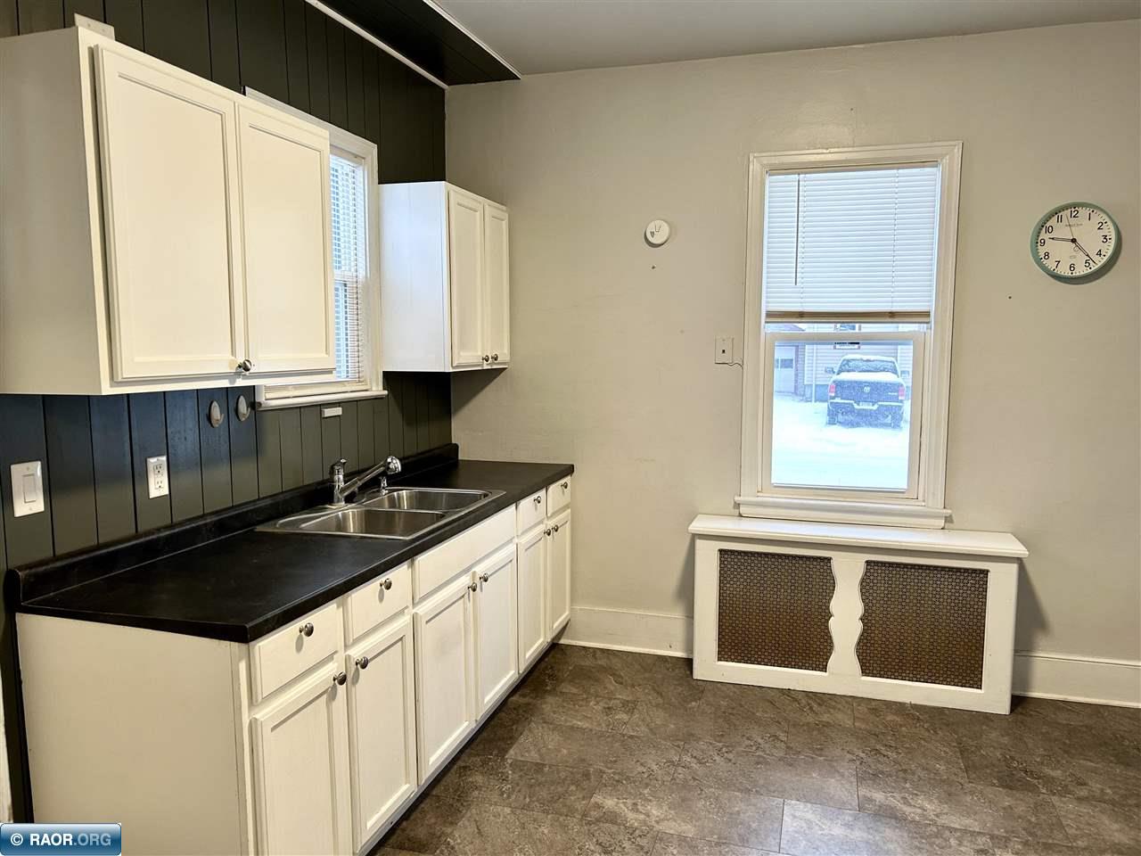 2701 6th Ave E, Hibbing, MN 55746 Listing Photo  6
