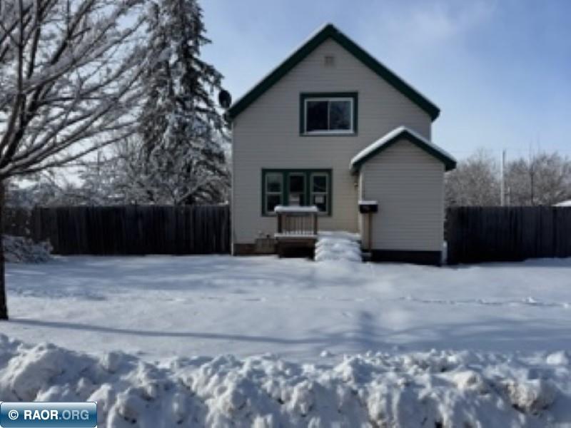 1129 E 16th Ave
