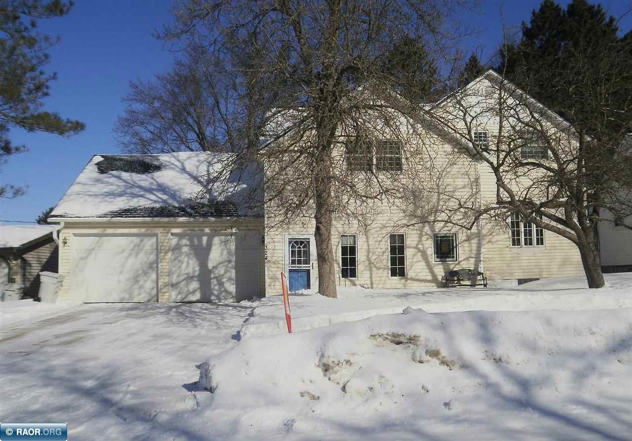 324 NE 8th Street