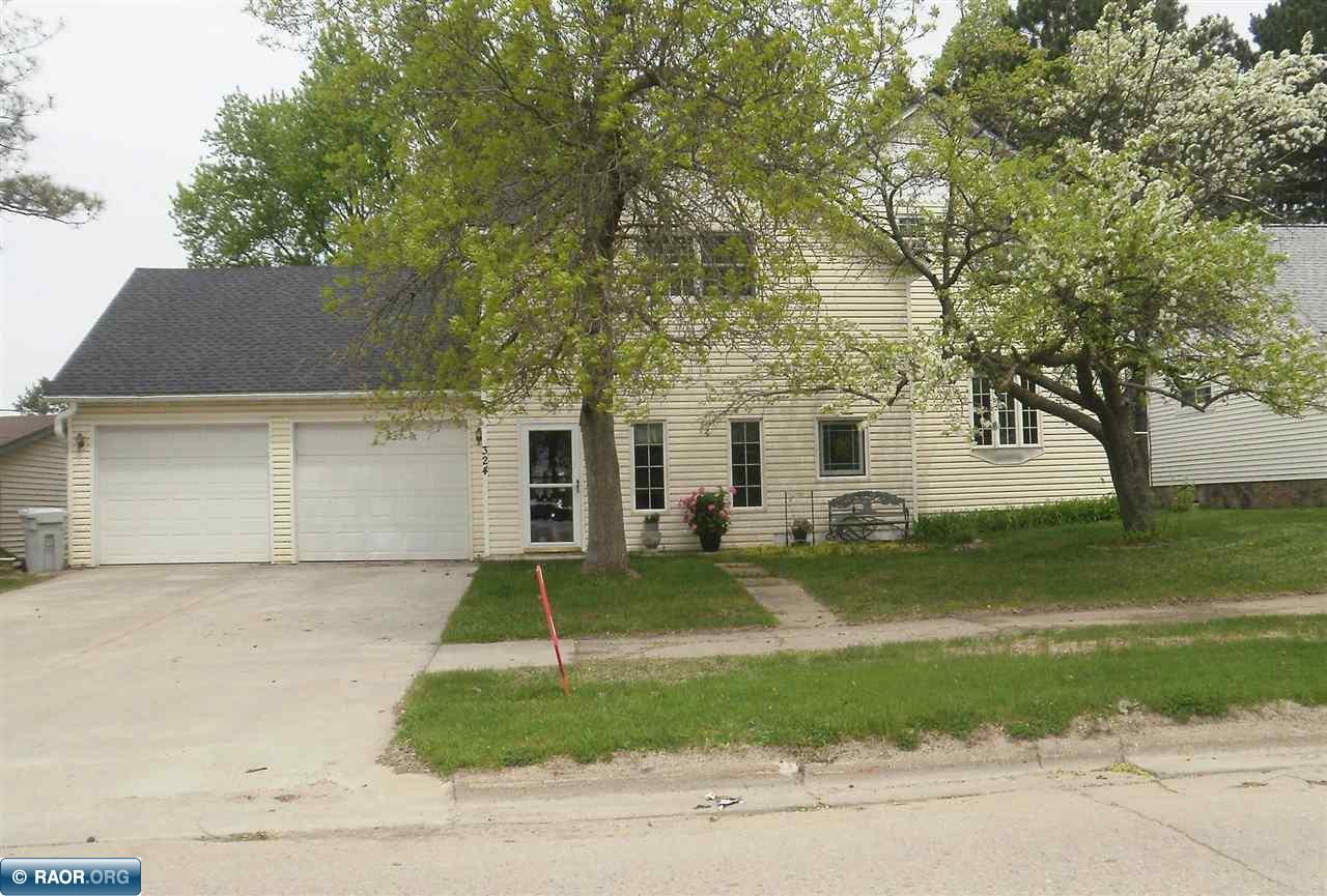 324 NE 8th Street