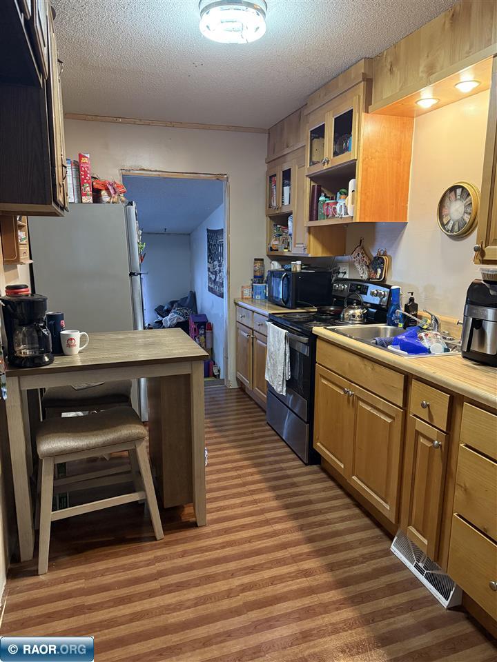 109 W 1st Ave N, Aurora, MN 55705 Listing Photo  5