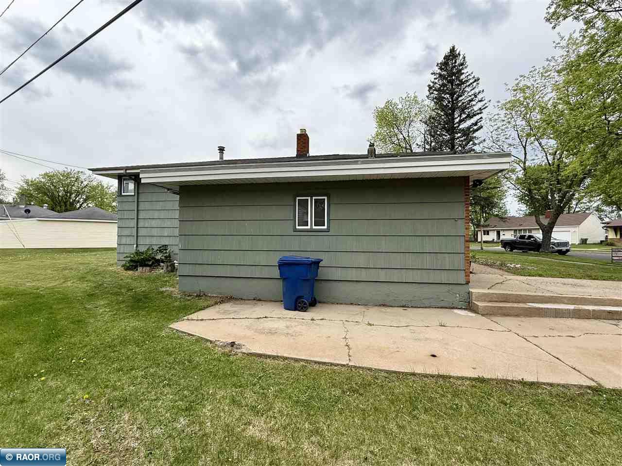 3201 2nd Ave E, Hibbing, MN 55746 Listing Photo  11