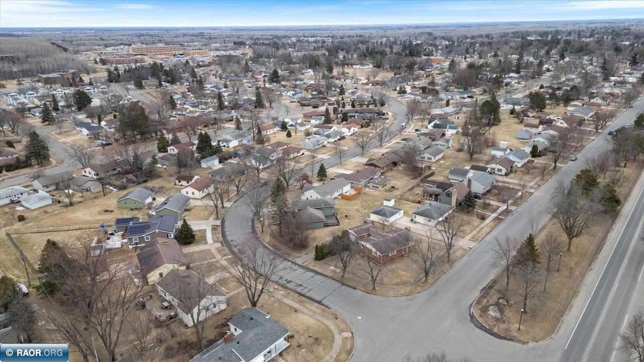 3201 2nd Ave E, Hibbing, MN 55746 Listing Photo  15