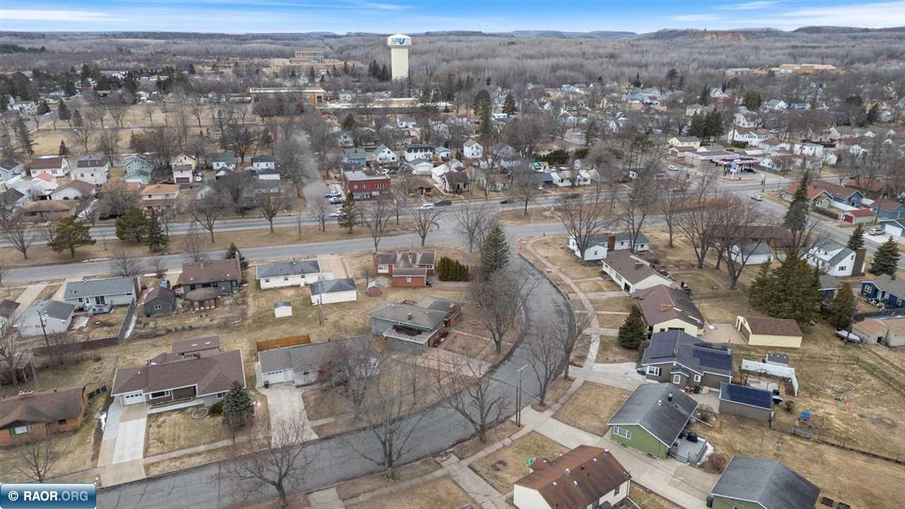3201 2nd Ave E, Hibbing, MN 55746 Listing Photo  17