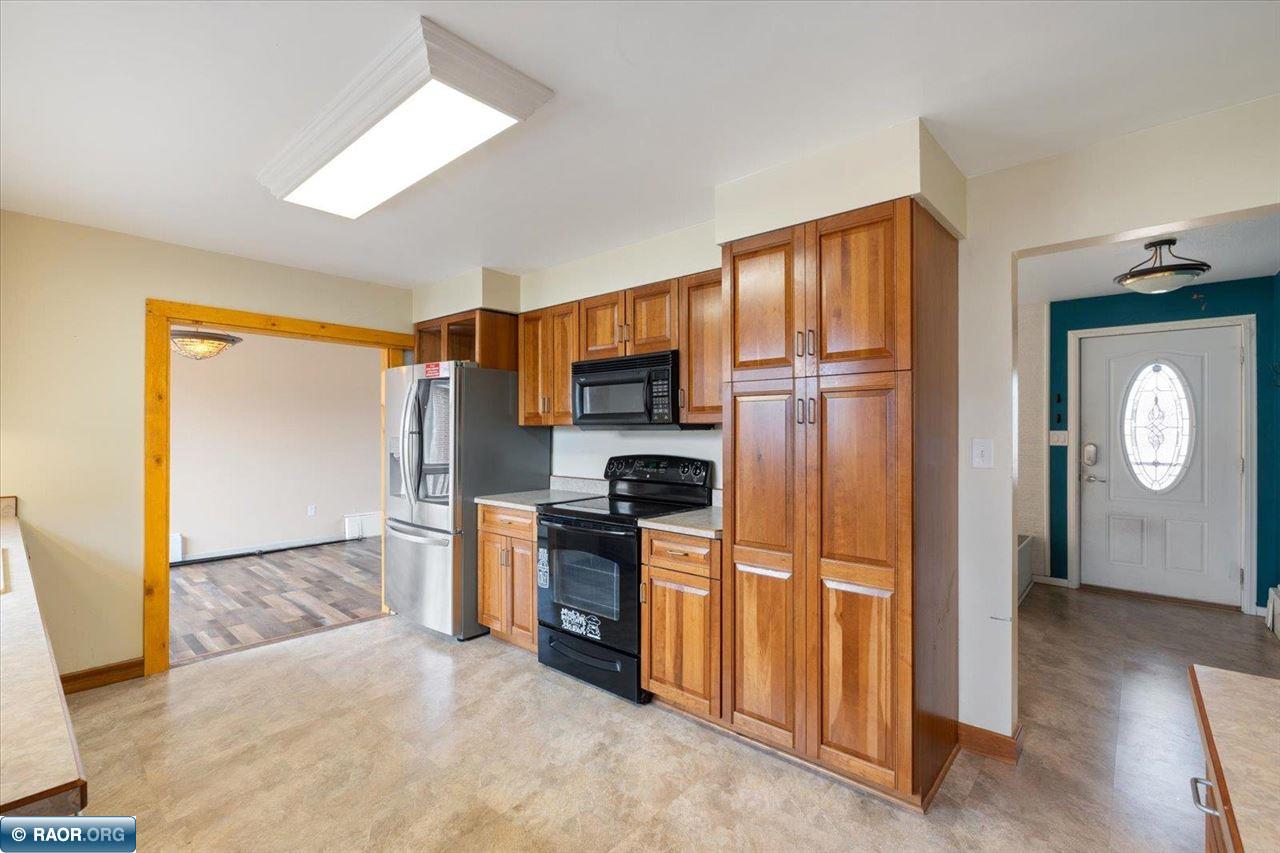 3201 2nd Ave E, Hibbing, MN 55746 Listing Photo  23