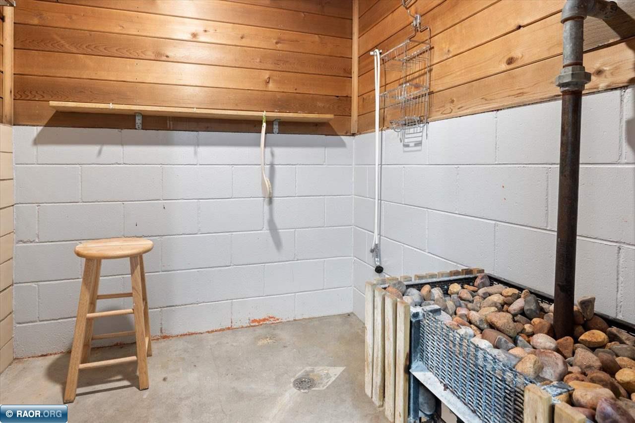 3201 2nd Ave E, Hibbing, MN 55746 Listing Photo  45