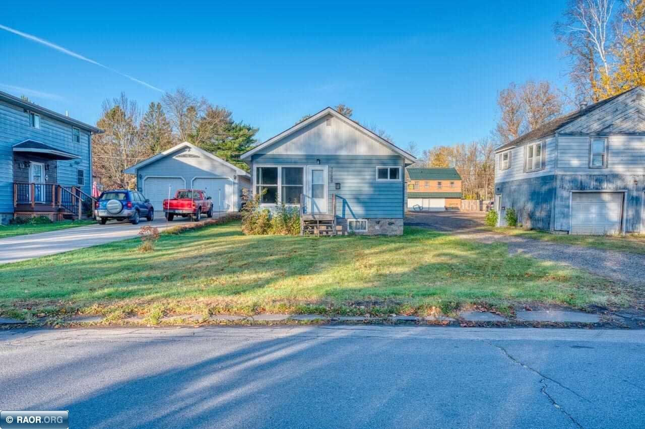 3725 3rd AVe E, Hibbing, MN 55746 Listing Photo  5