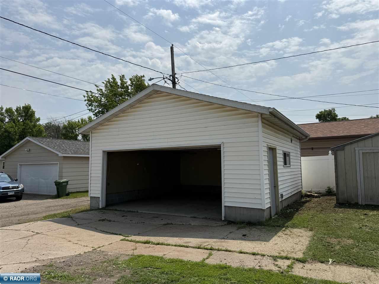 2612 3rd Ave W, Hibbing, MN 55746 Listing Photo  17