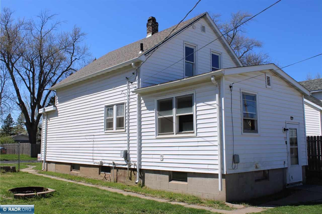 2612 3rd Ave W, Hibbing, MN 55746 Listing Photo  5