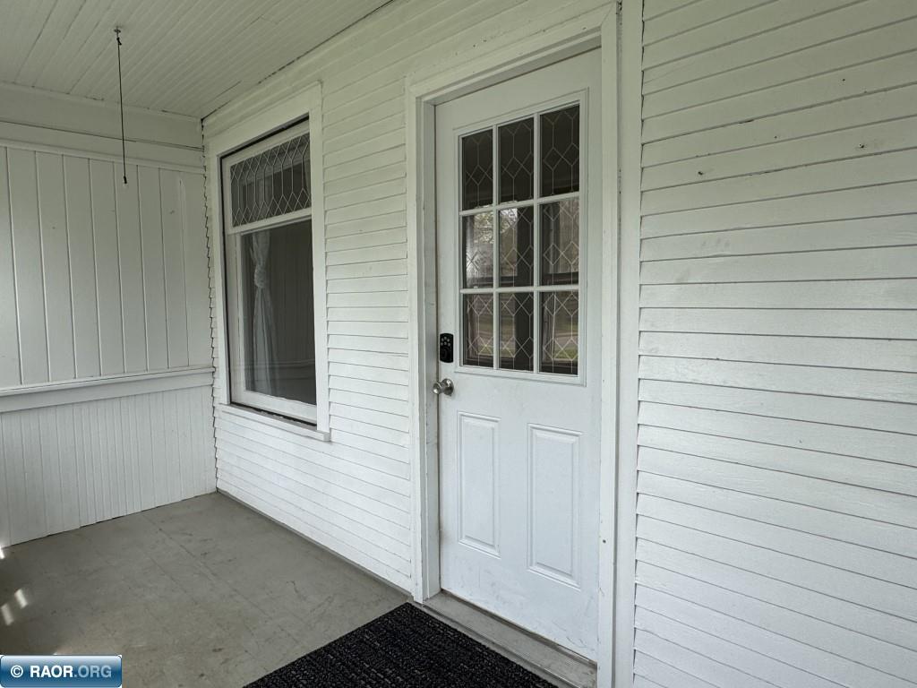 304 NW 2nd St