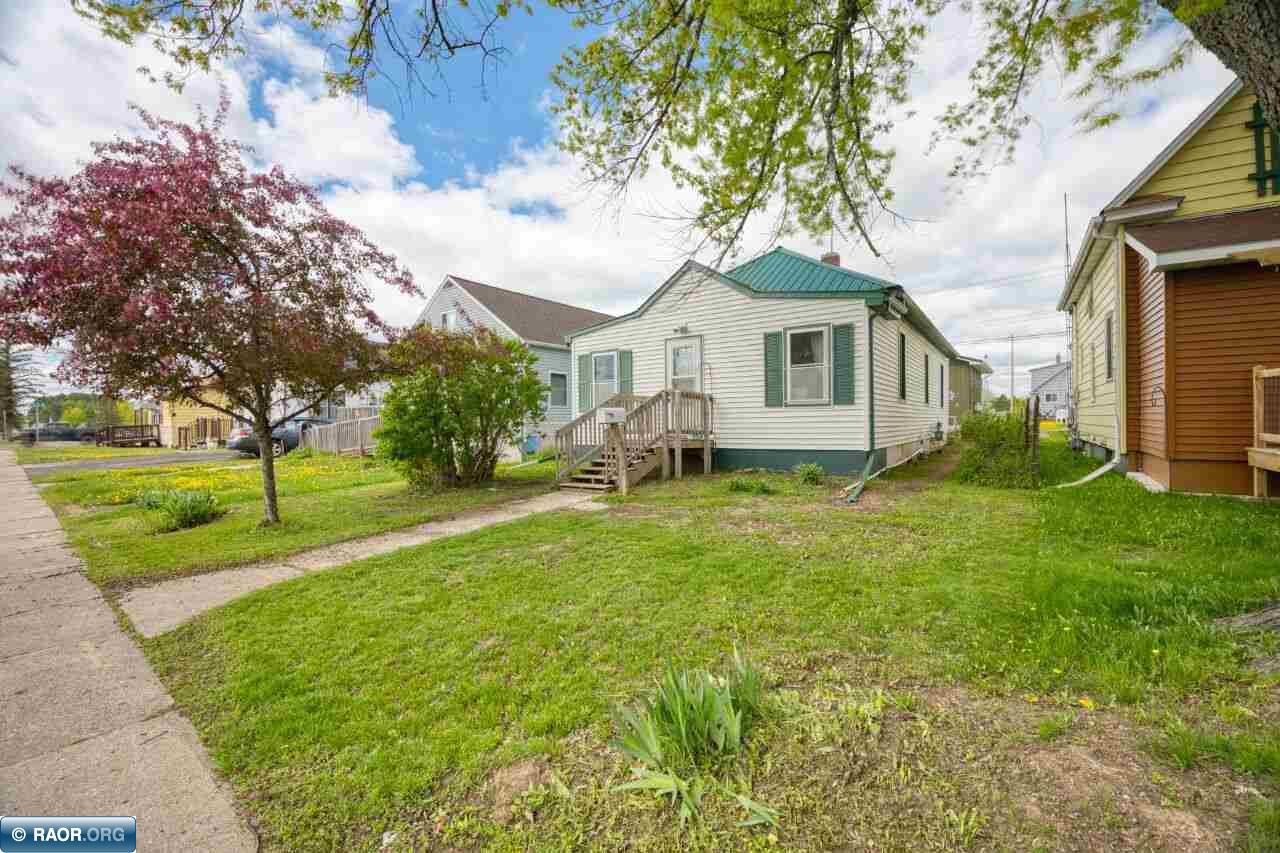 316 W 3rd Ave N, Aurora, MN 55705 Listing Photo  1