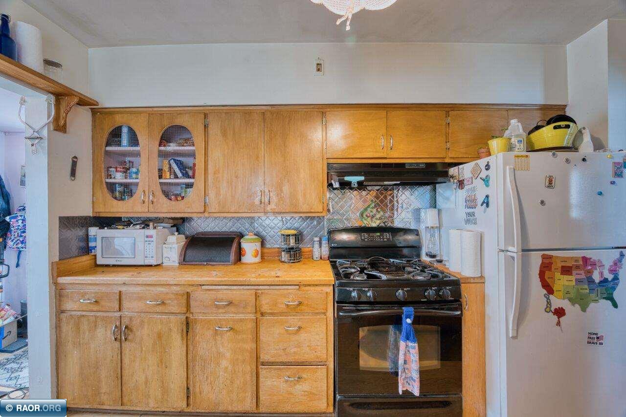 316 W 3rd Ave N, Aurora, MN 55705 Listing Photo  5