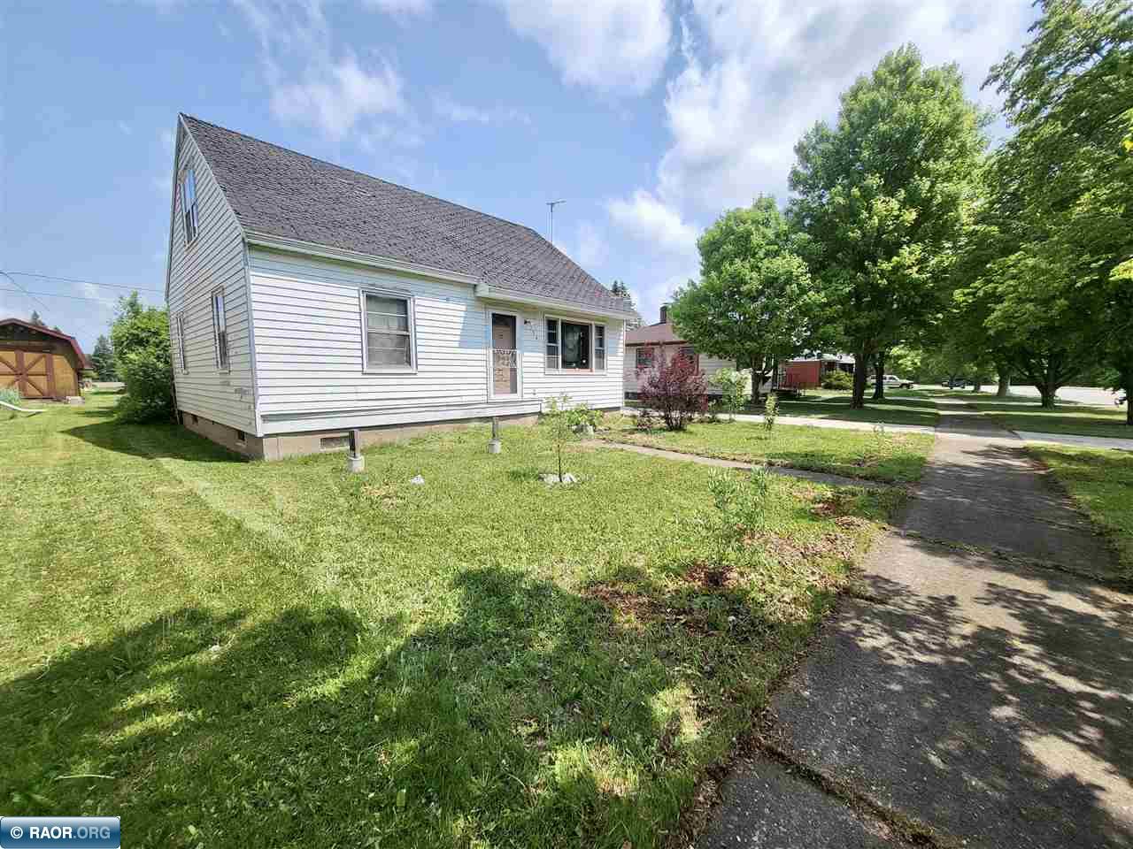 304 E 3rd Ave N, Aurora, MN 55705 Listing Photo  1