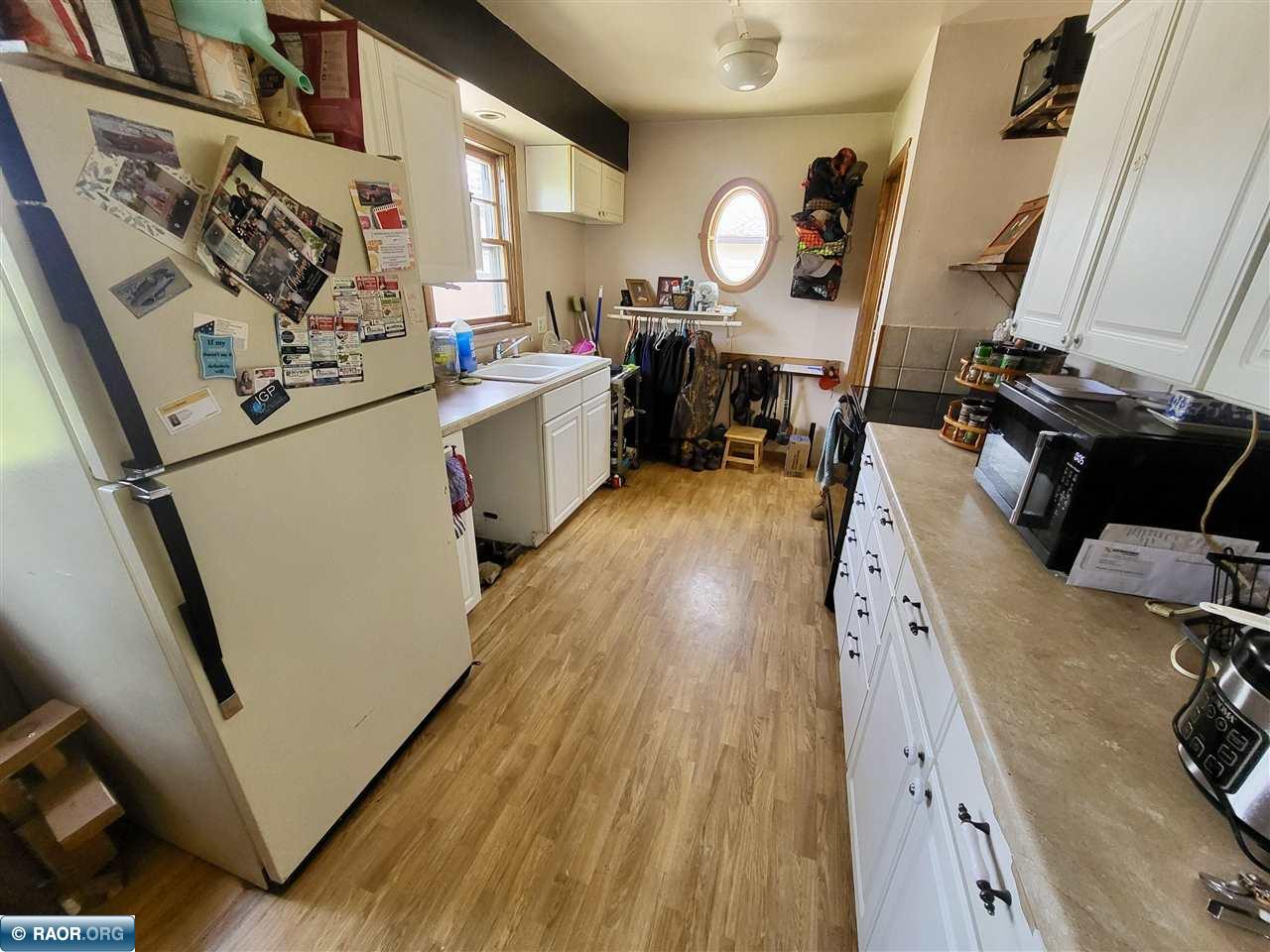304 E 3rd Ave N, Aurora, MN 55705 Listing Photo  3