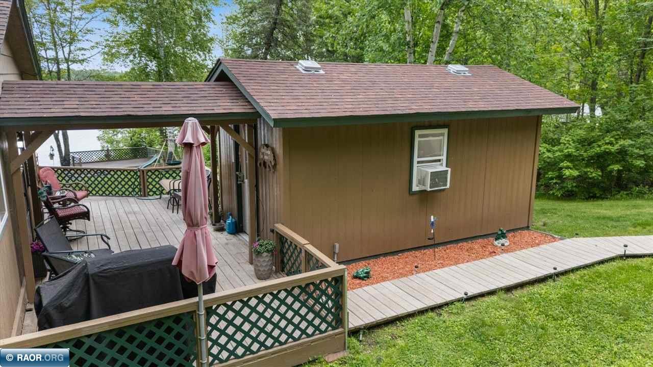 5953 S Long Lake Road