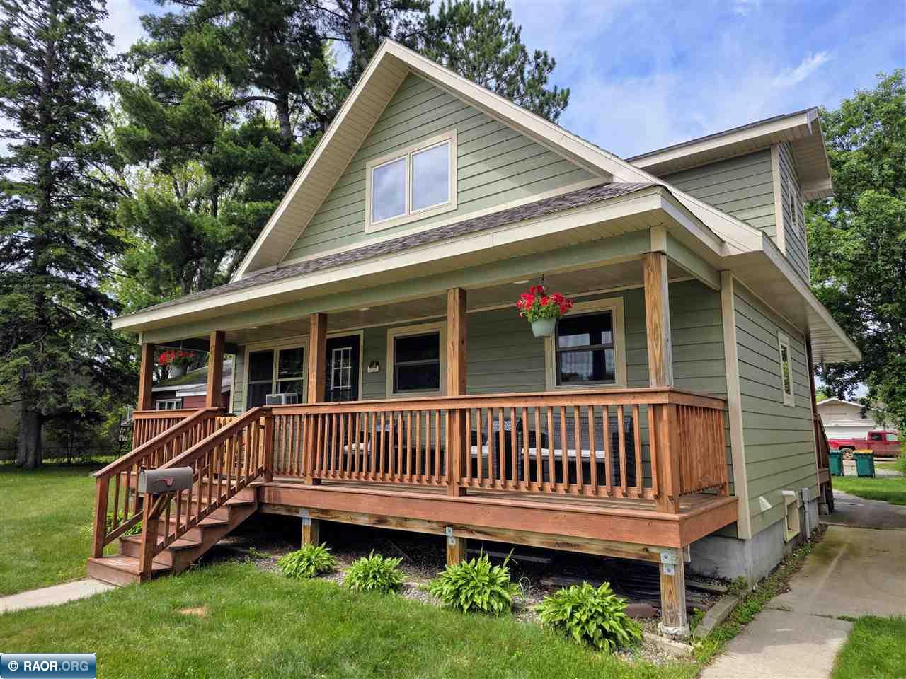 825 NE 2nd Ave, Grand Rapids, MN 55744 Listing Photo  2