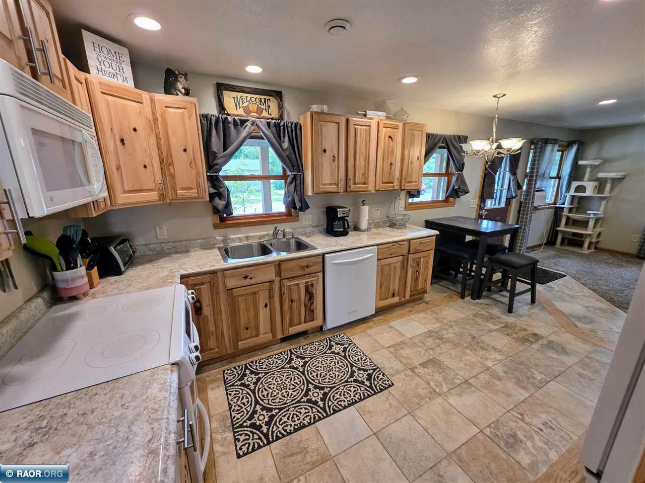 825 NE 2nd Ave, Grand Rapids, MN 55744 Listing Photo  11