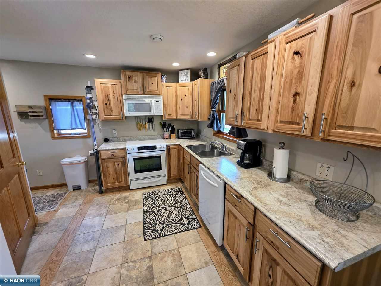 825 NE 2nd Ave, Grand Rapids, MN 55744 Listing Photo  10