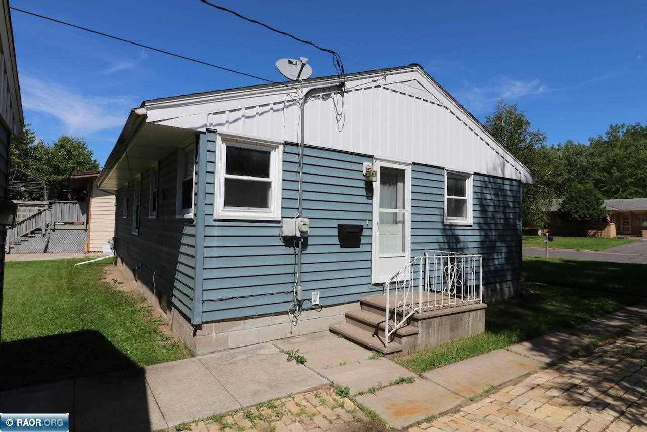 313 S 2nd St E, Aurora, MN 55705 Listing Photo  2