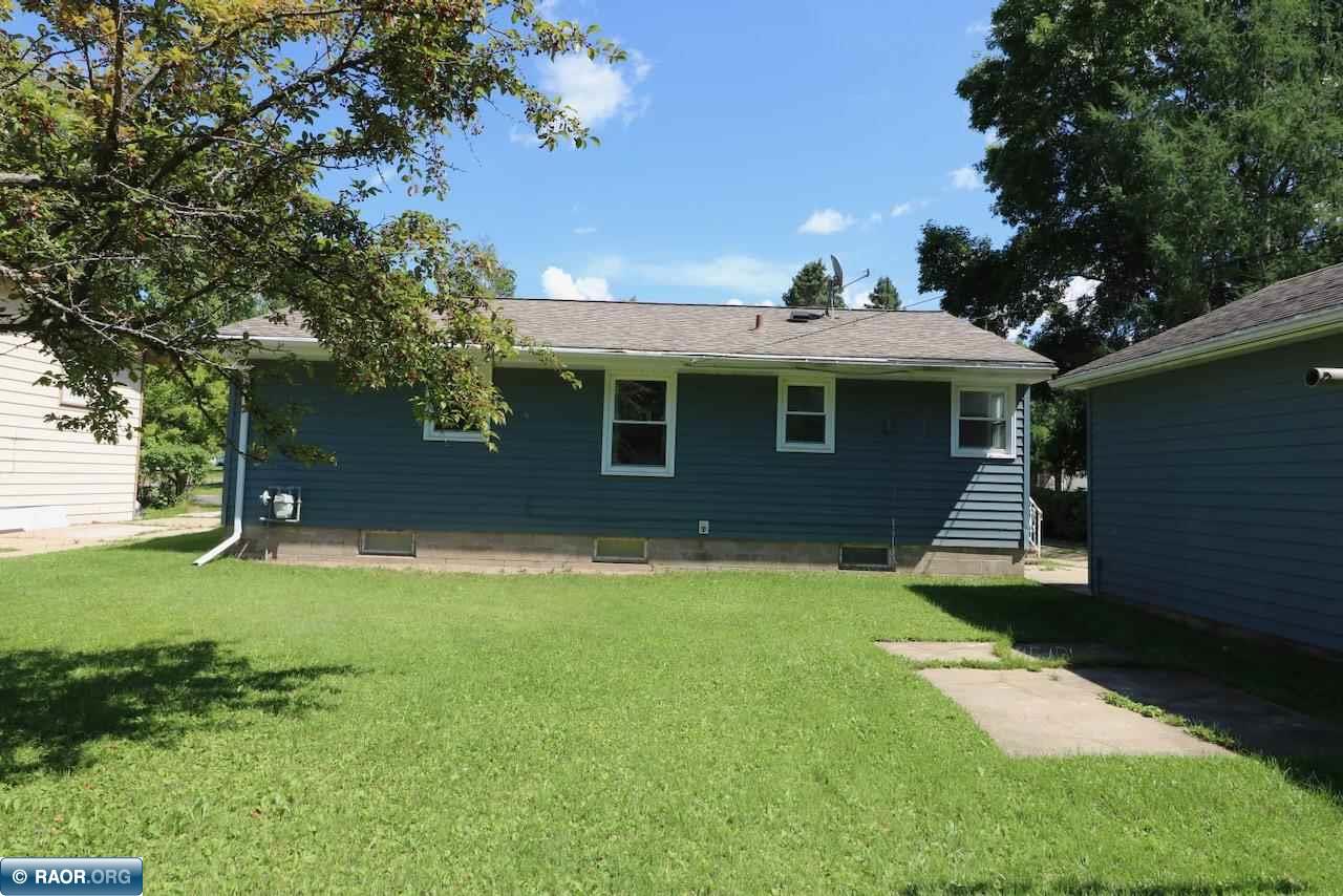 313 S 2nd St E, Aurora, MN 55705 Listing Photo  6