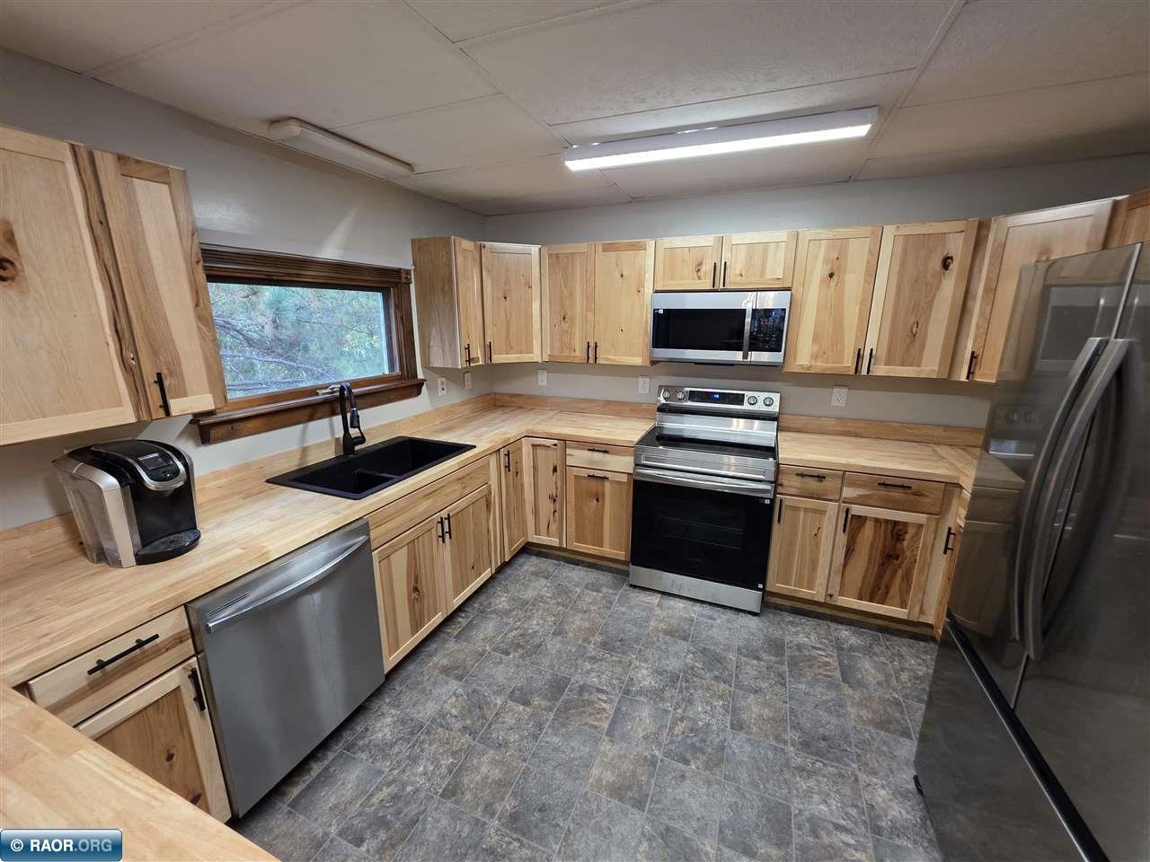 11196 Dupont Rd, Hibbing, MN 55746 Listing Photo  13