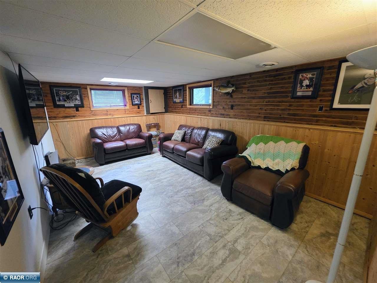 11196 Dupont Rd, Hibbing, MN 55746 Listing Photo  28