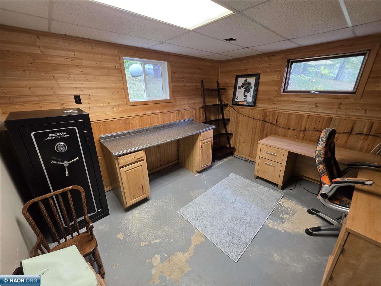 11196 Dupont Rd, Hibbing, MN 55746 Listing Photo  33