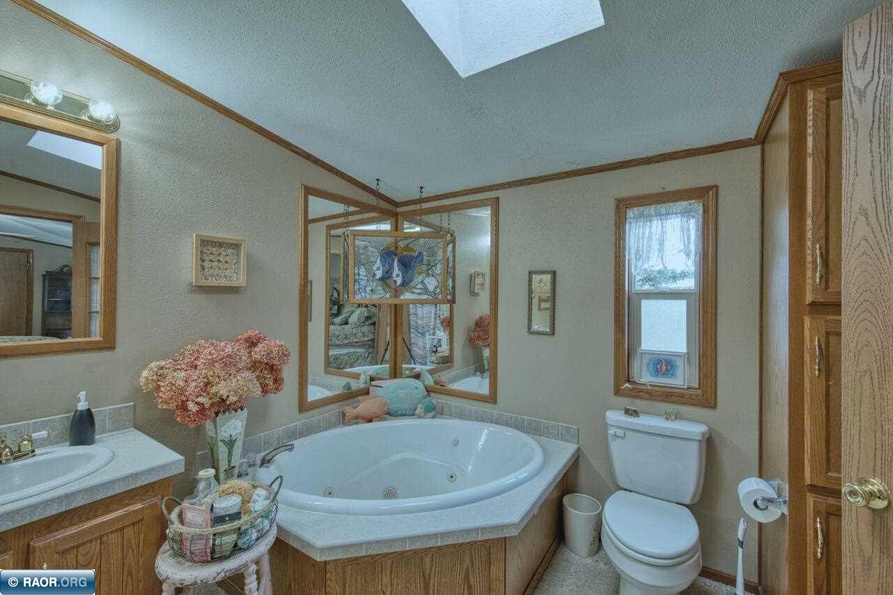 3360 N Leighton Rd, Hibbing, MN 55746 Listing Photo  16