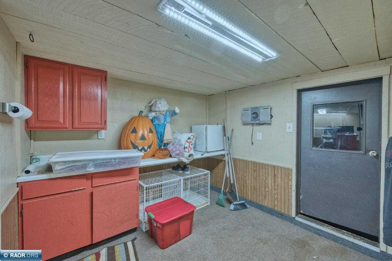 3360 N Leighton Rd, Hibbing, MN 55746 Listing Photo  28