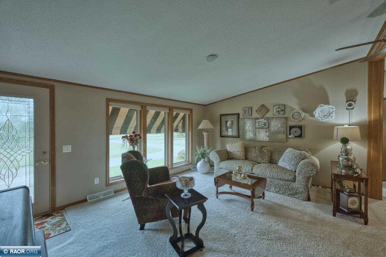 3360 N Leighton Rd, Hibbing, MN 55746 Listing Photo  4