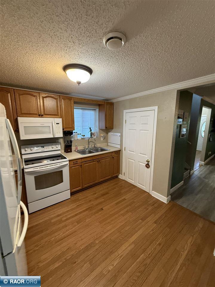 311 W 2nd Ave N, Aurora, MN 55705 Listing Photo  11