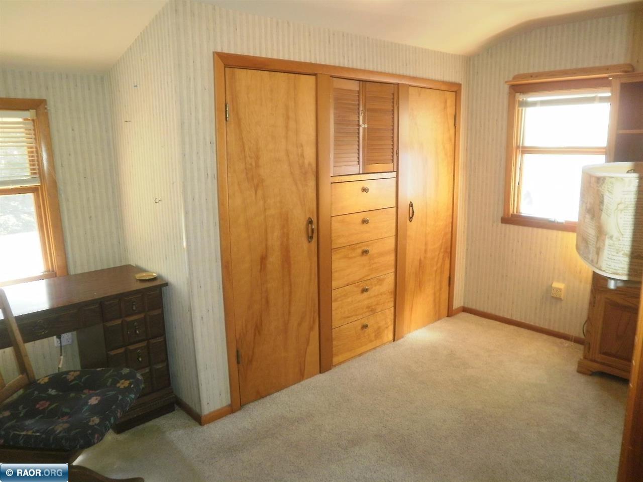 720 E 37th Street, HIBBING, MN 55746 Listing Photo  9