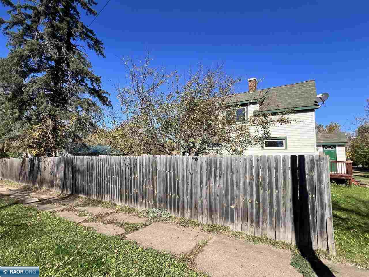1129 16th Ave E, Hibbing, MN 55746 Listing Photo  9