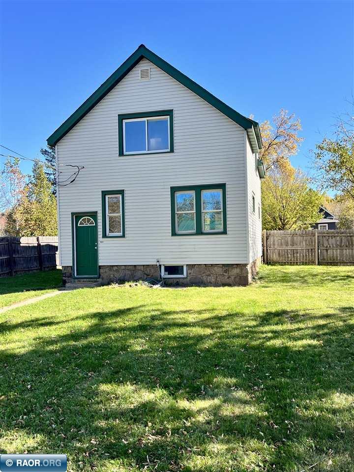 1129 16th Ave E, Hibbing, MN 55746 Listing Photo  10