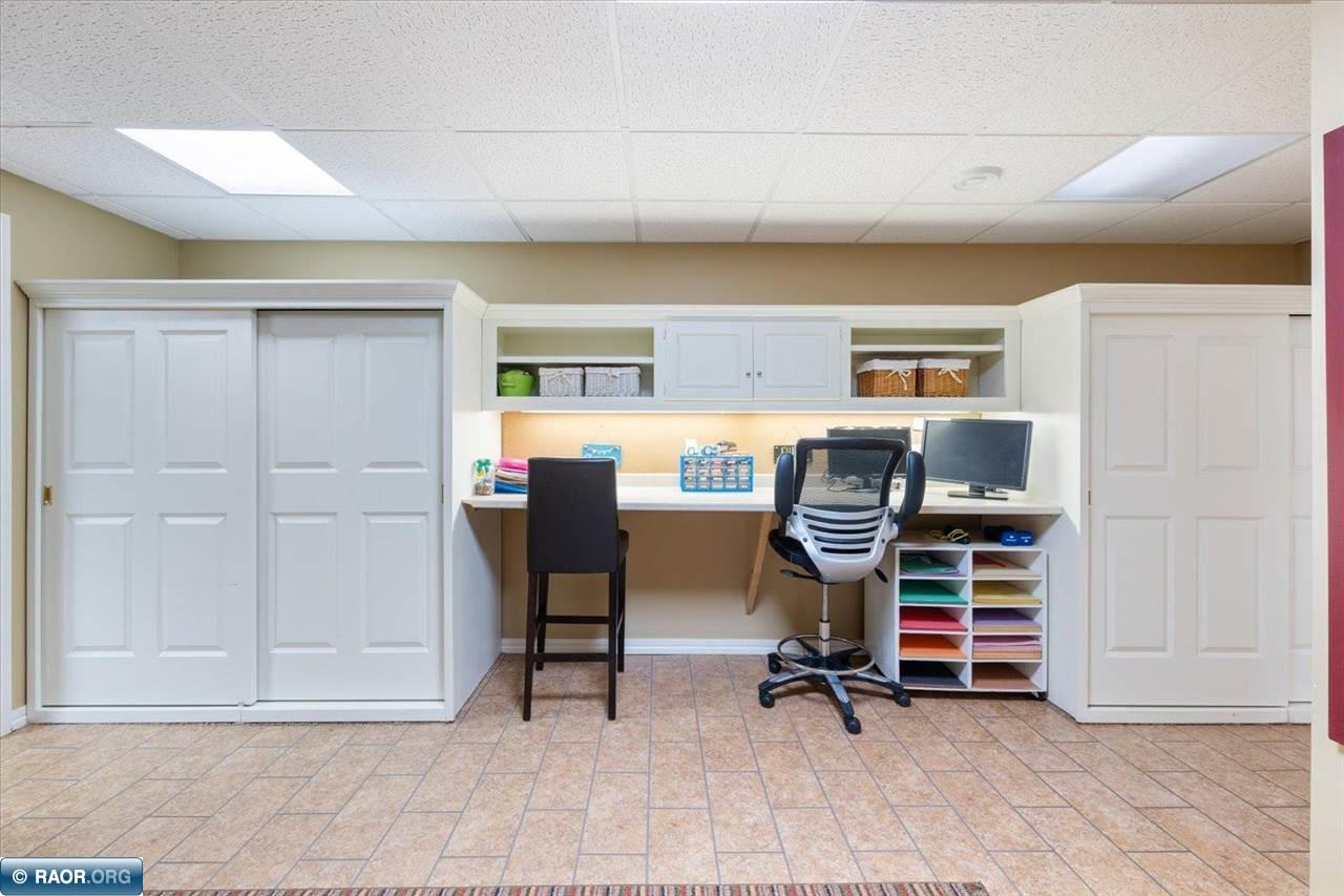 303 N Fairview Circle