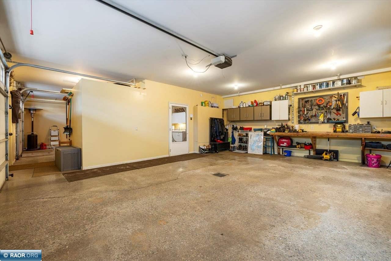 303 N Fairview Circle