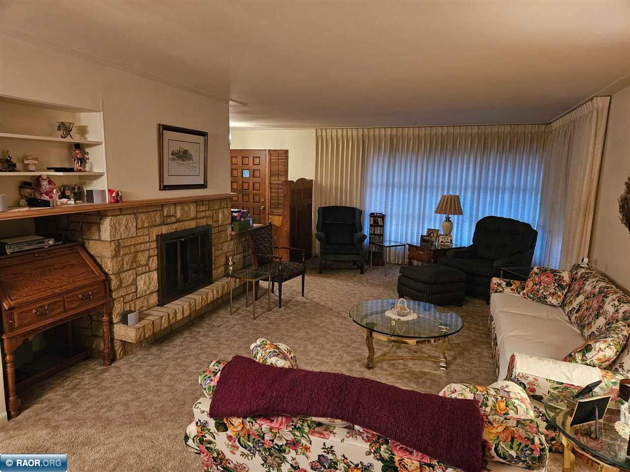 816 E 25th st, Hibbing, MN 55746 Listing Photo  11