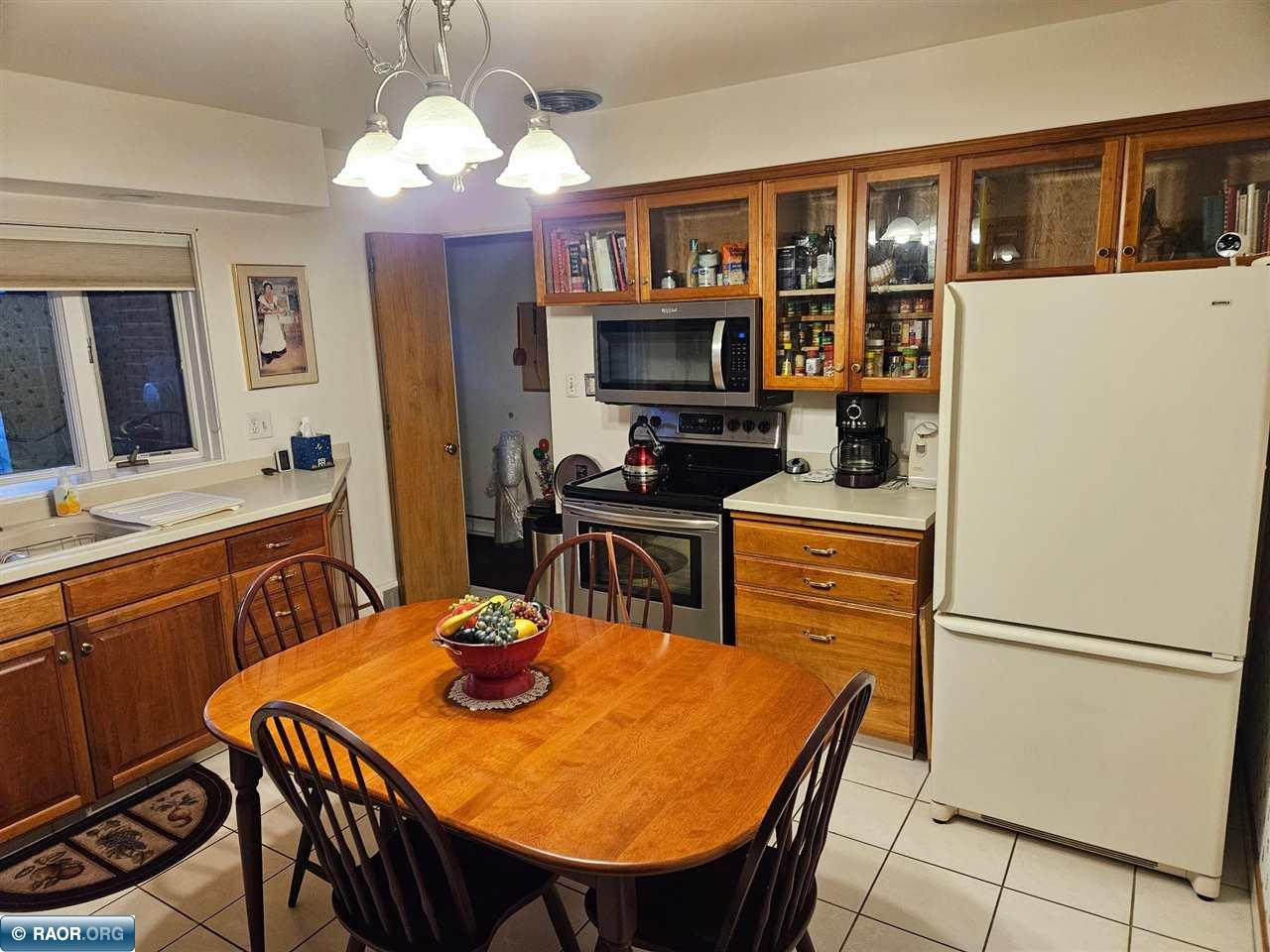 816 E 25th st, Hibbing, MN 55746 Listing Photo  34