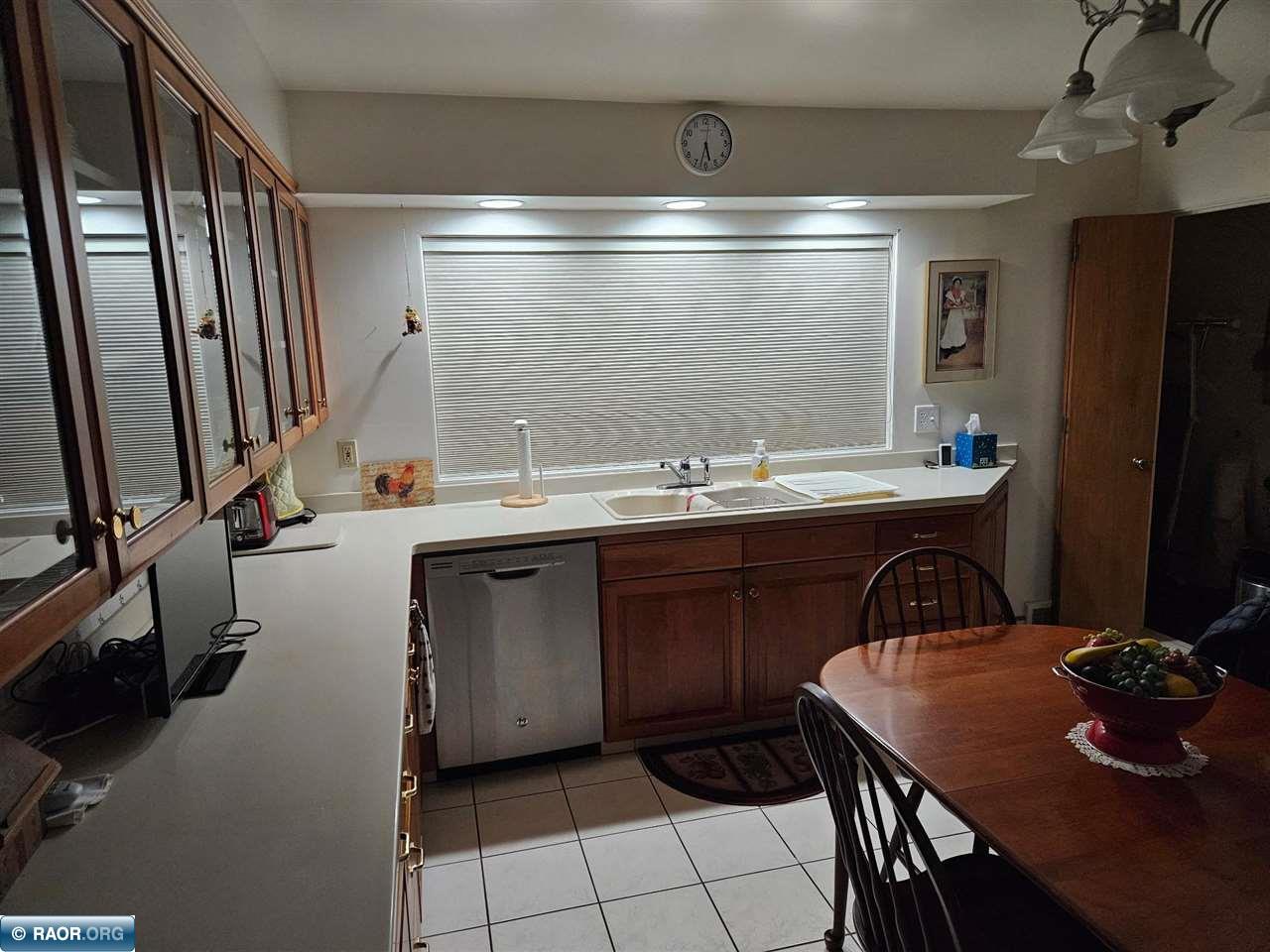 816 E 25th st, Hibbing, MN 55746 Listing Photo  7