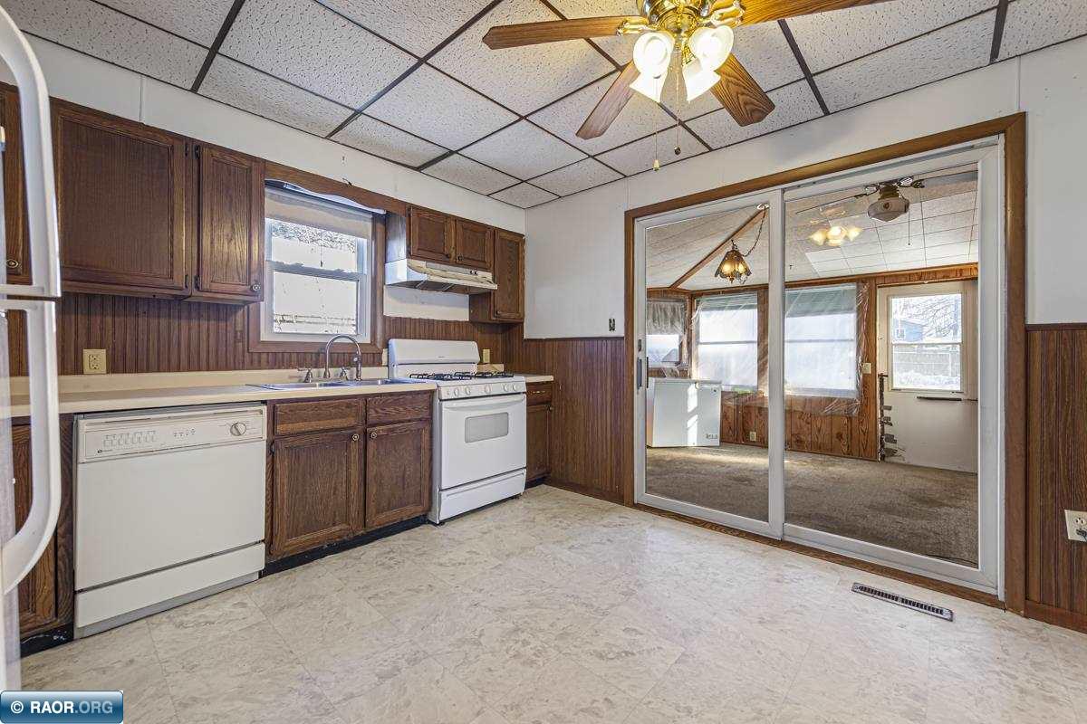 604 Ulstad Avenue, Albert Lea, MN 56007 Listing Photo  12