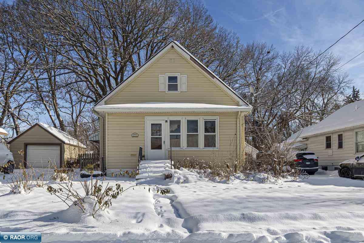 604 Ulstad Avenue, Albert Lea, MN 56007 Listing Photo  3