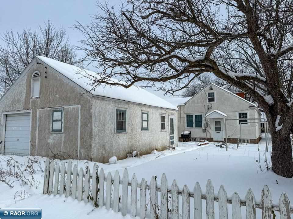 2825 3rd Ave E, Hibbing, MN 55746 Listing Photo  20
