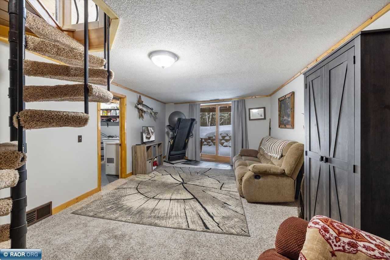 8621 W Donnywood Circle