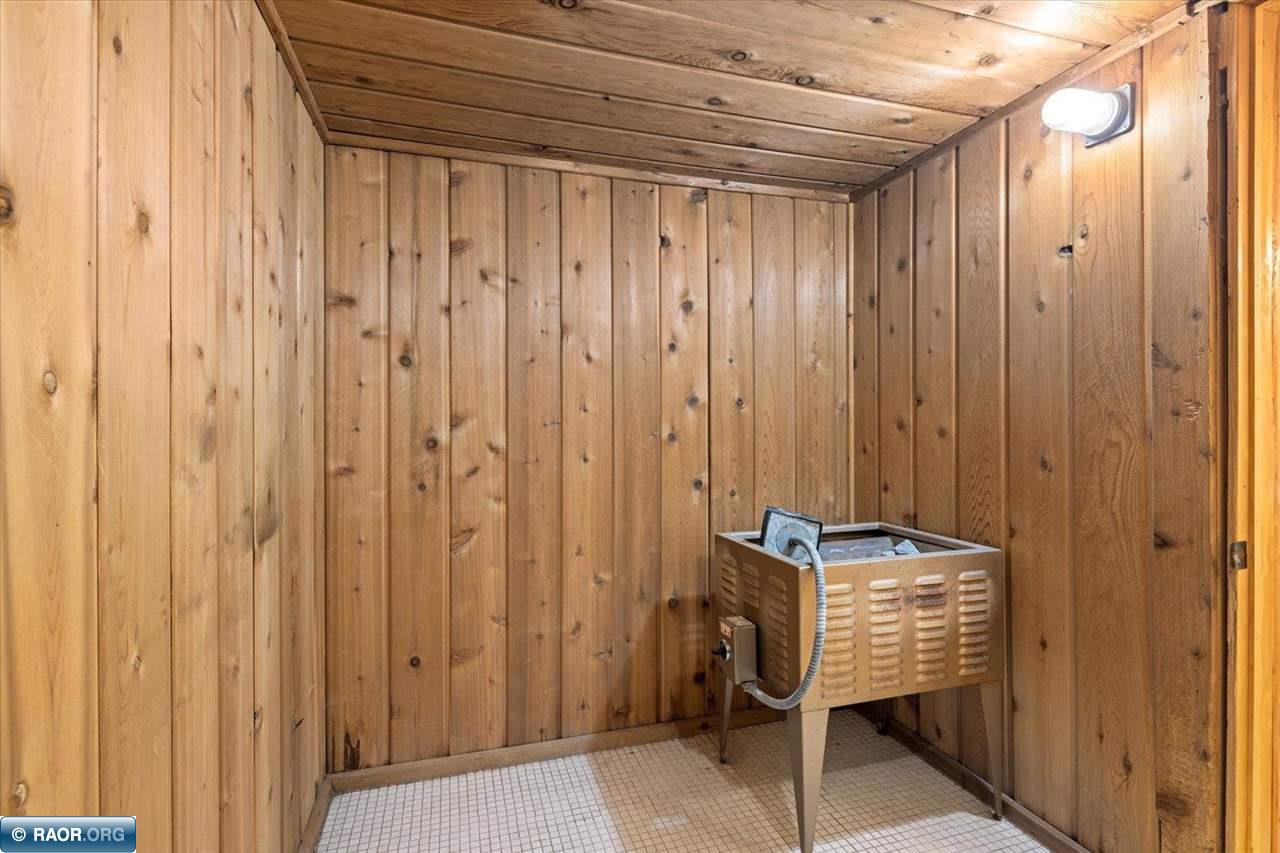 8621 W Donnywood Circle