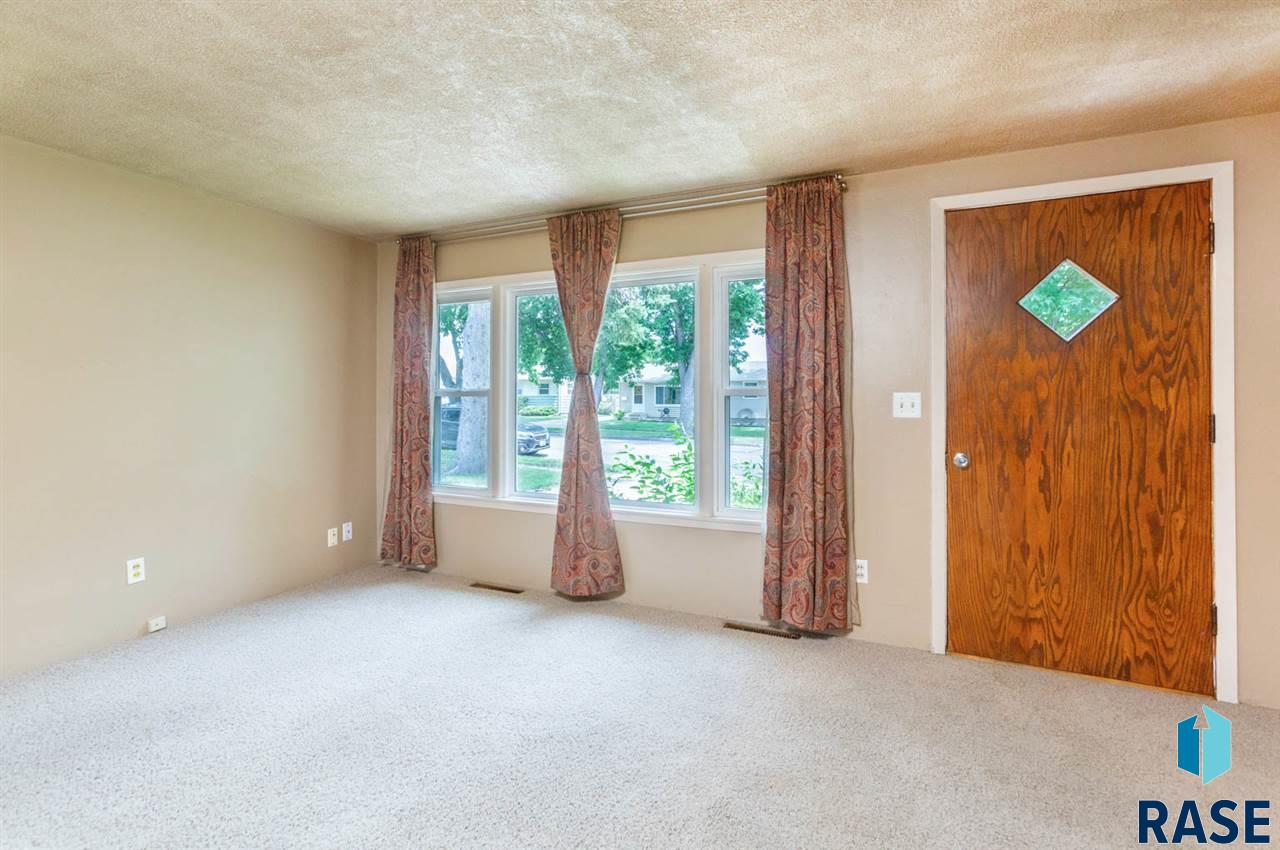 The Experience Real Estate 901 N Williams Ave Sioux Falls Sd 57104 Real Estate Listing