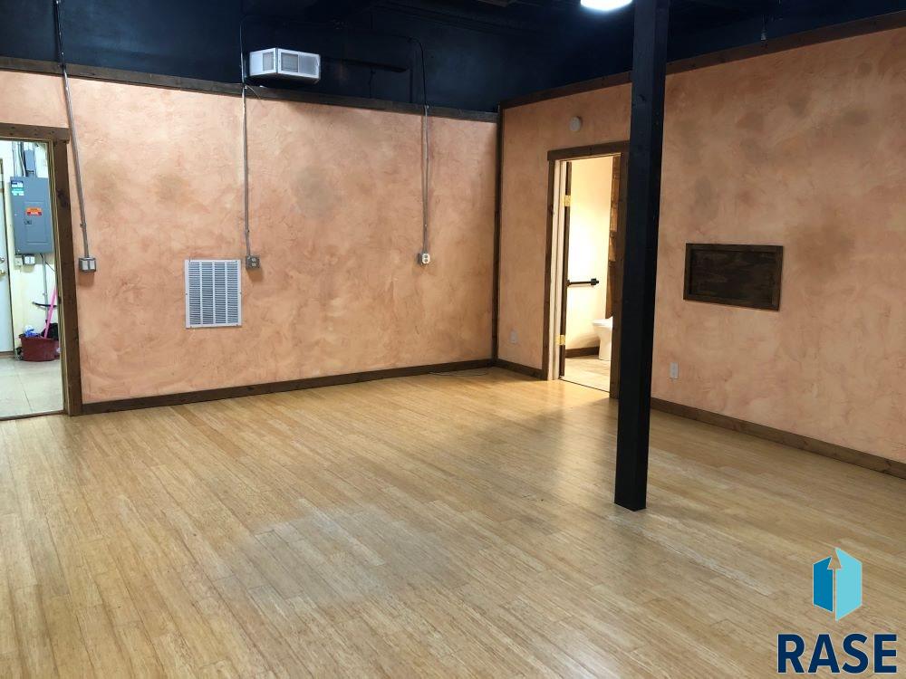 The Experience Real Estate 231 S 5th St Menno Sd 57045 Real Estate Listing