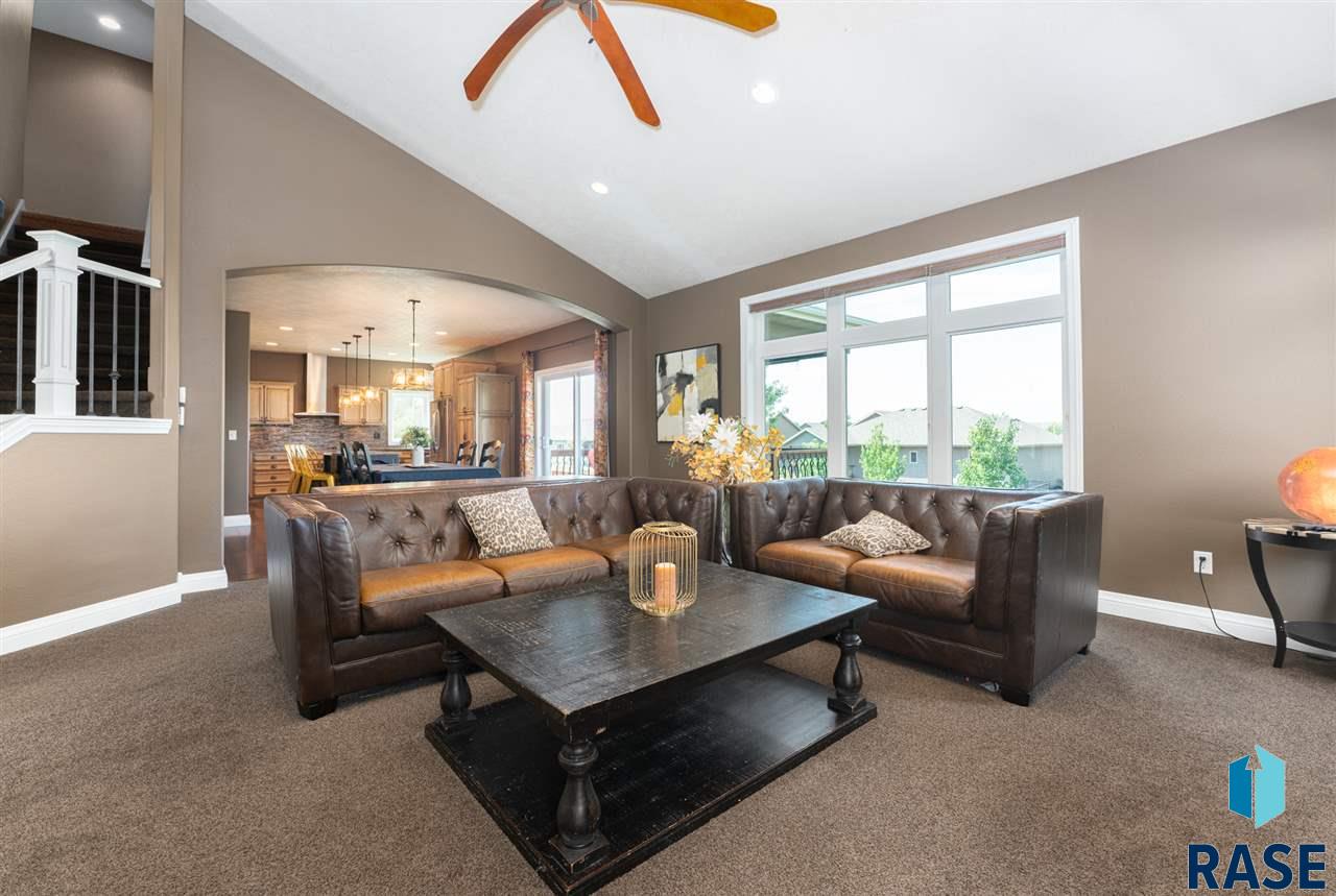 The Experience Real Estate 2413 S Purdue Ave Sioux Falls Sd 57106 Real Estate Listing
