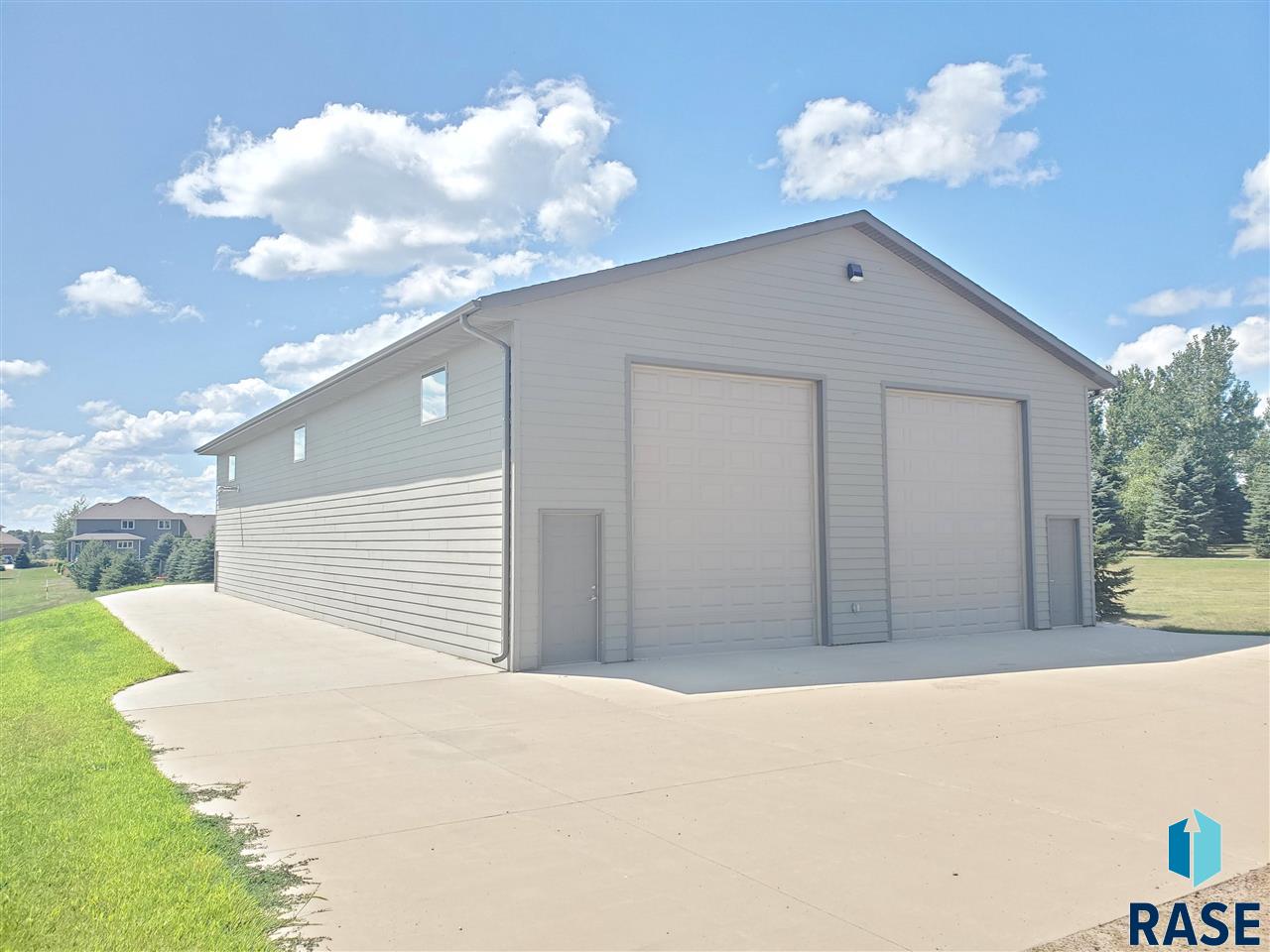 907 W 15th St Dell Rapids Sd 57022